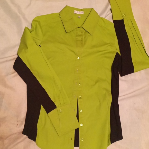 Button down - Picture 1 of 2